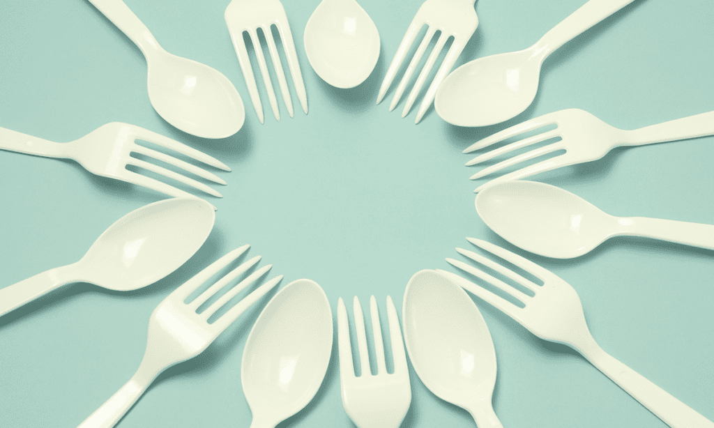 More sustainable catering materials thanks to INZEA's compostable biopolymers.