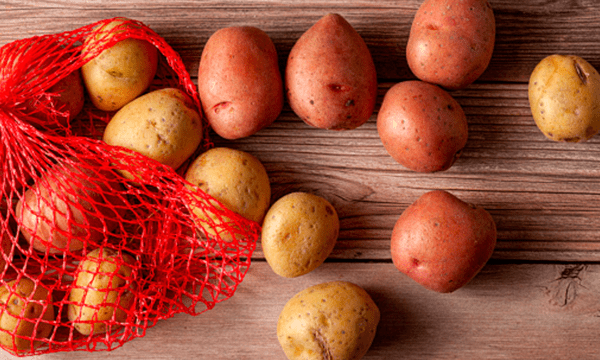 mallas-compostables-patatas Biopolímeros co mpostables para la fabricación de mallas para patatas.