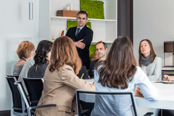 NUREL Fibers apoya el desarrollo sostenible de la comunidad a través de iniciativas y actividades.