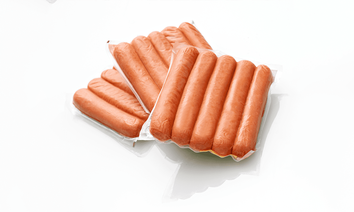 Fresh sausages packaged with Promyde's PA6 active packaging solution